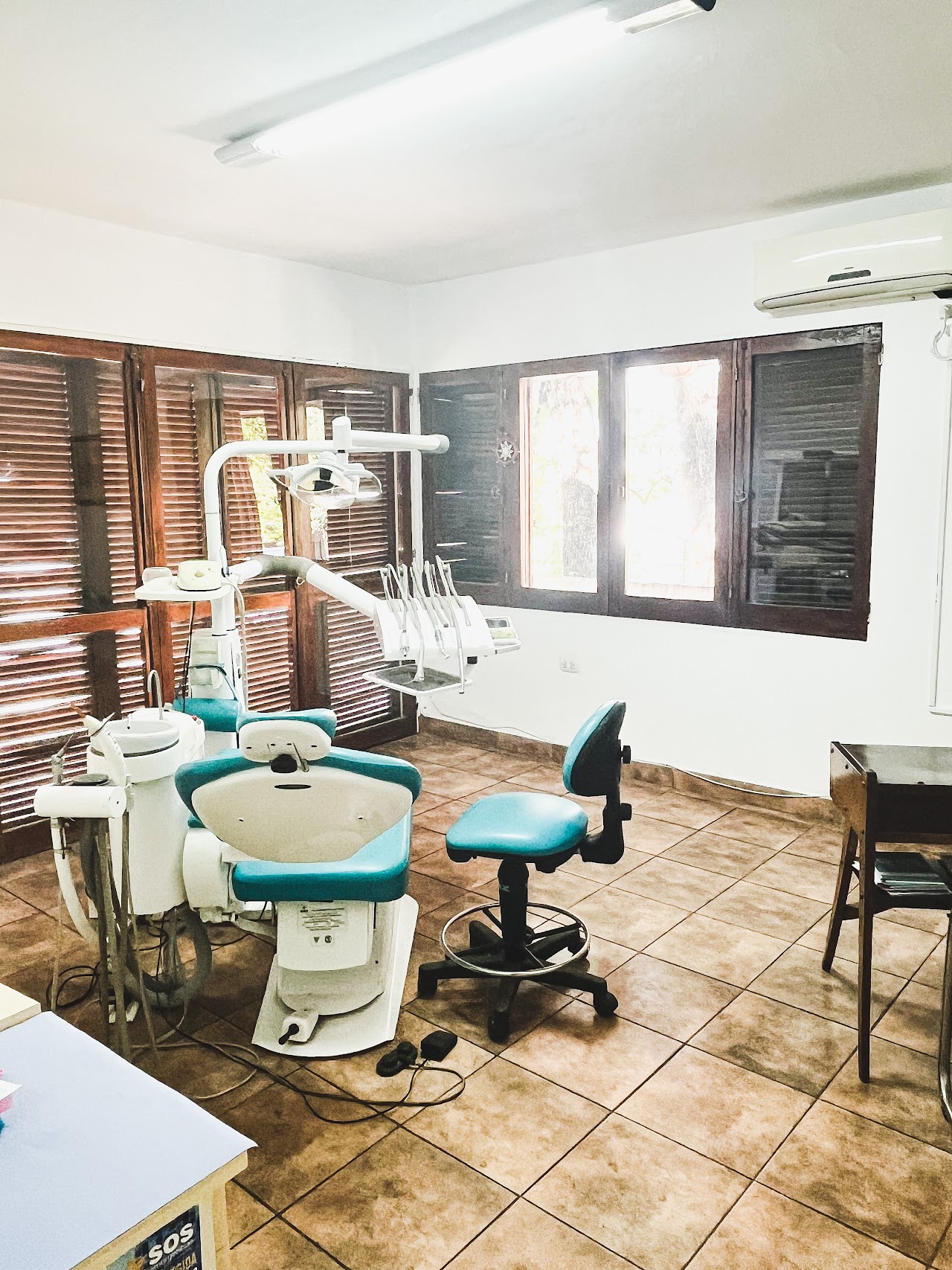 Consultorio Odontológico Santa Coloma Paraná sala de atención